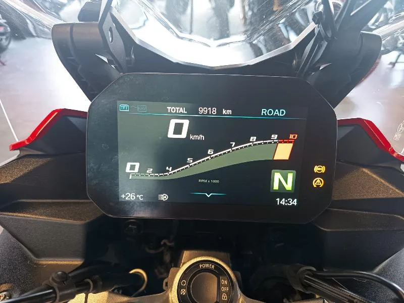 F 900 XR
