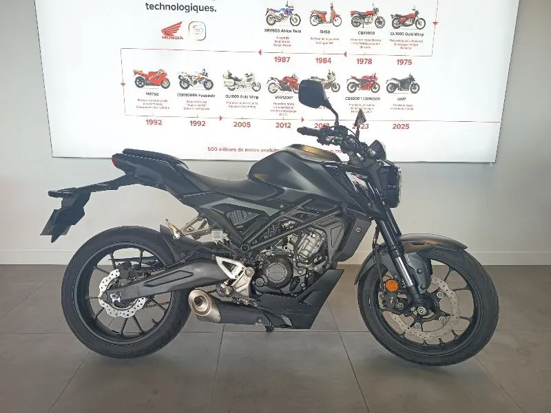 CB 125  R 2023