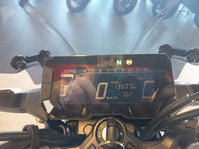 CB 300 R