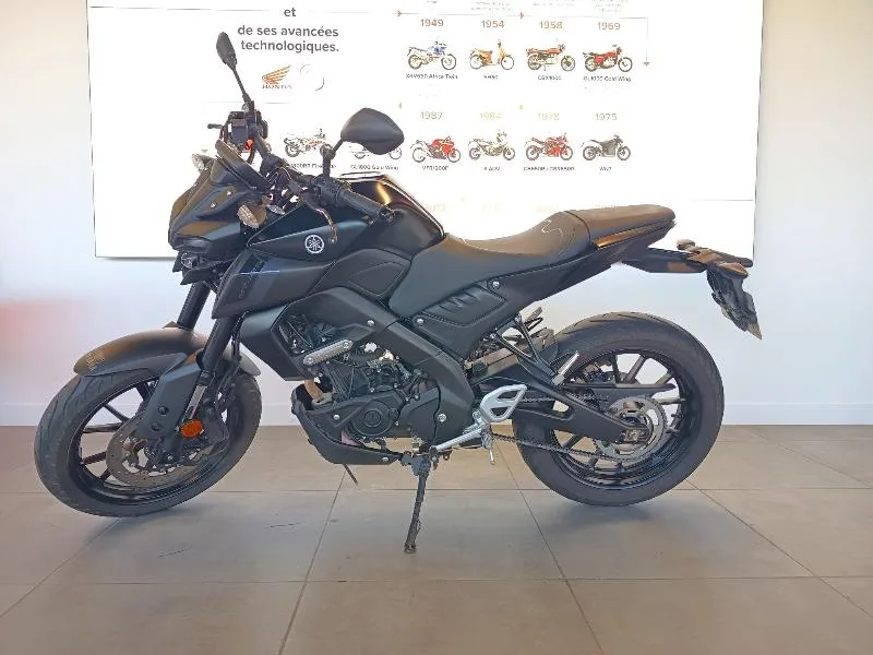MT125 ABS