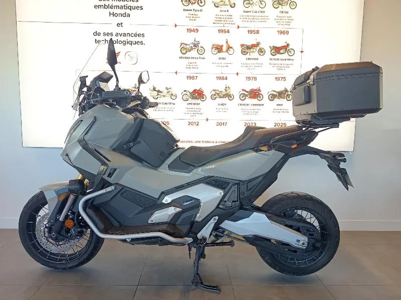XADV 750