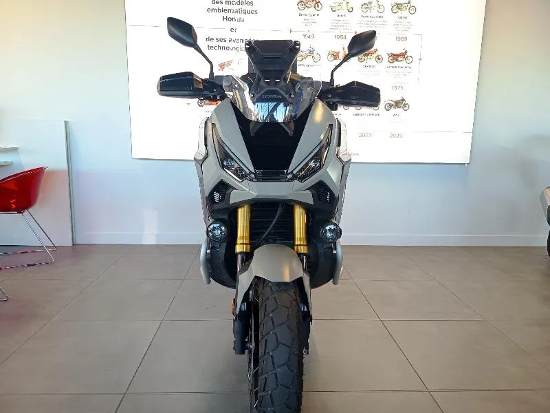 XADV 750