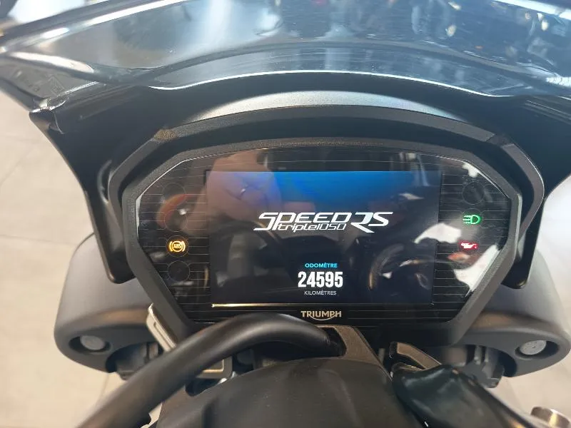 SPEED TRIPLE 1050 RS