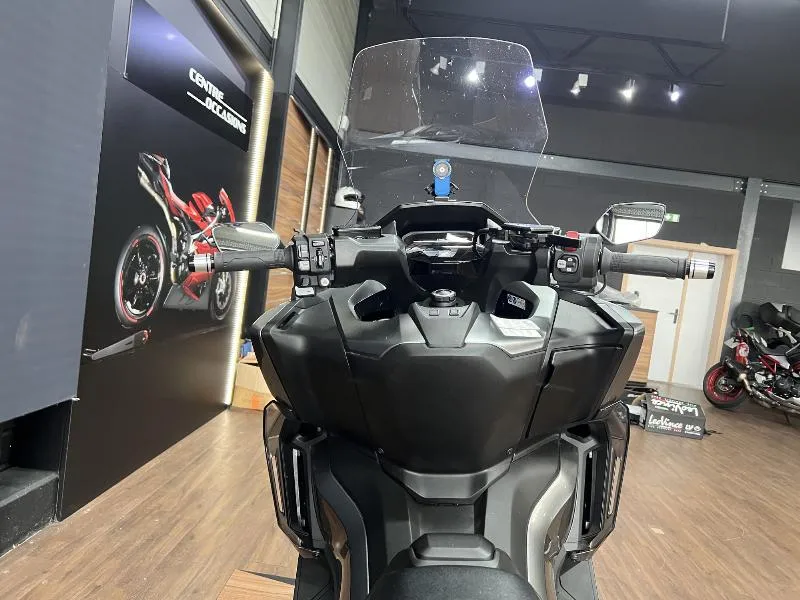 NSS FORZA 750