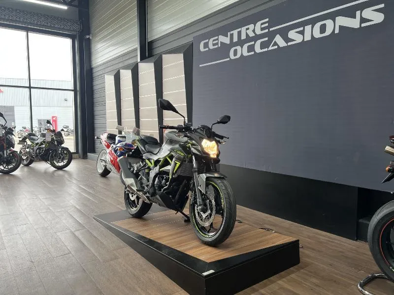 z 125