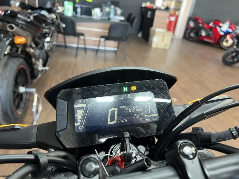 CB 125