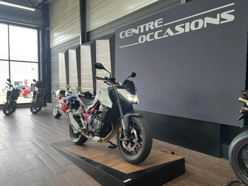 CB 750 HORNET