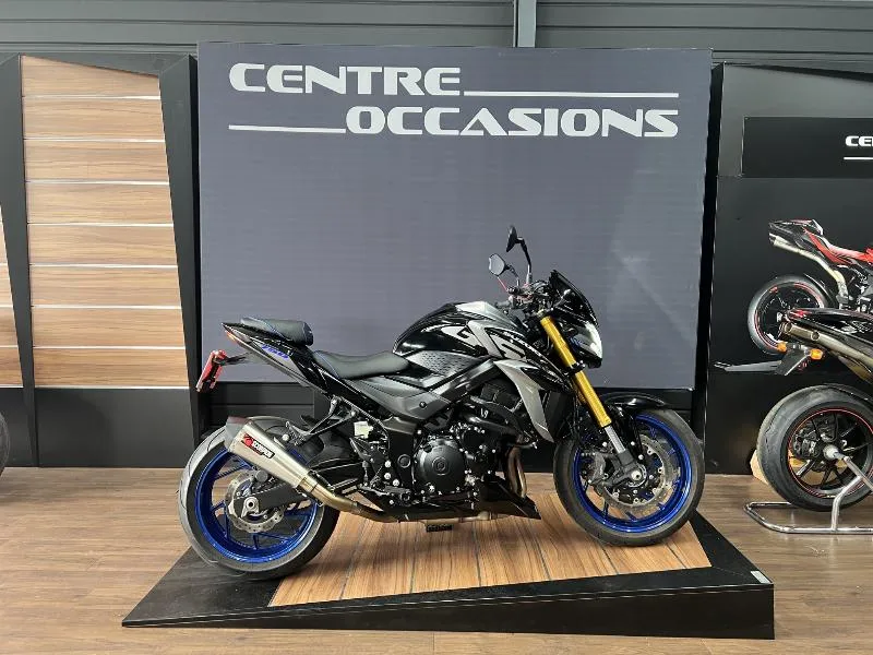 GSXS 750