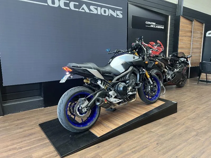 MT09 SP