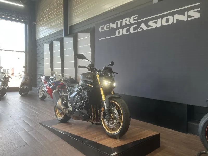 CB 1000 Hornet SP