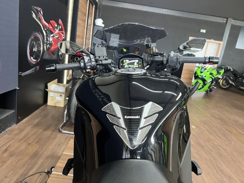 NINJA 1000 SX