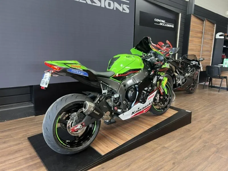 ZX10R