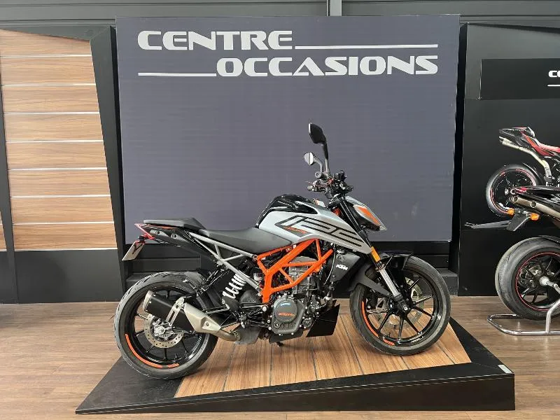 125 DUKE ABS