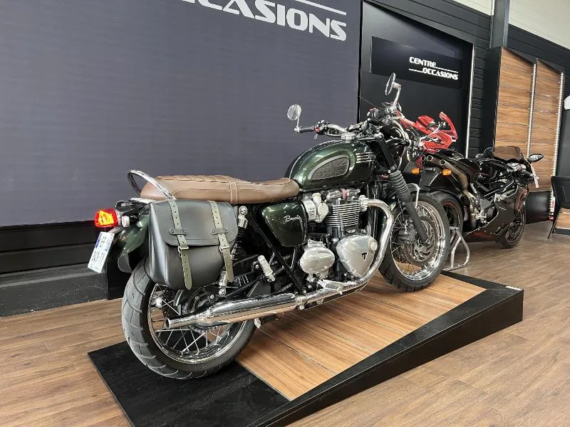 BONNEVILLE T120