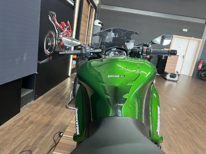 Z 1000 SX