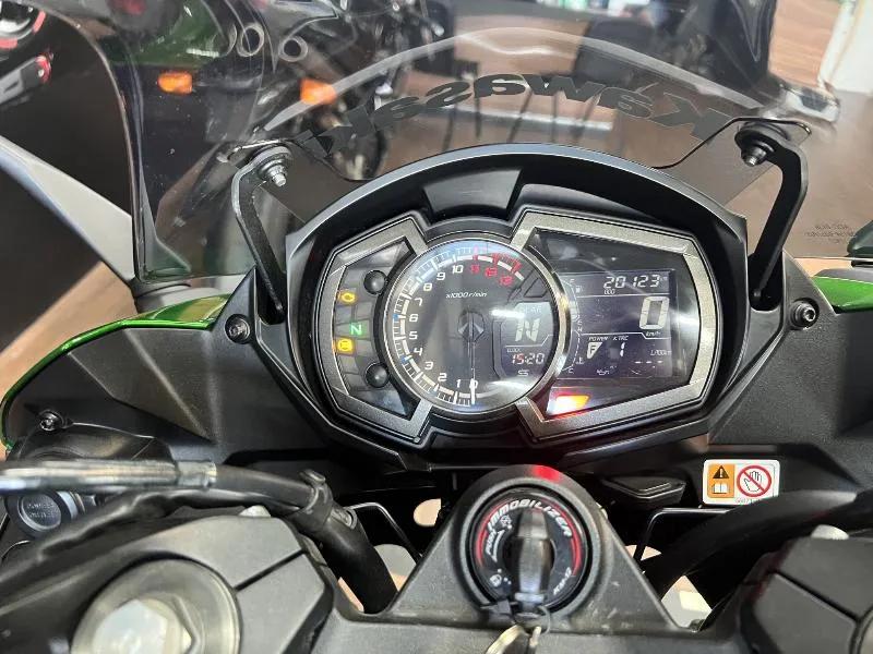 Z 1000 SX