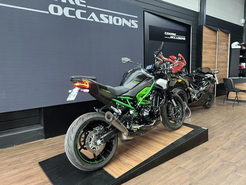 Z 900