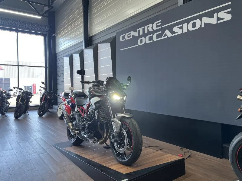 Z 900