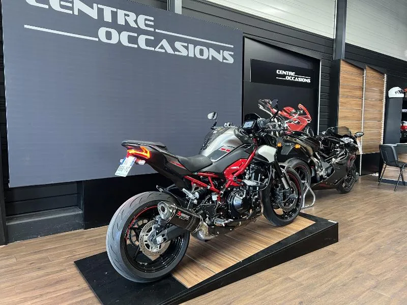 Z 900