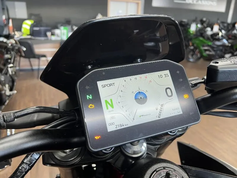 Z 900