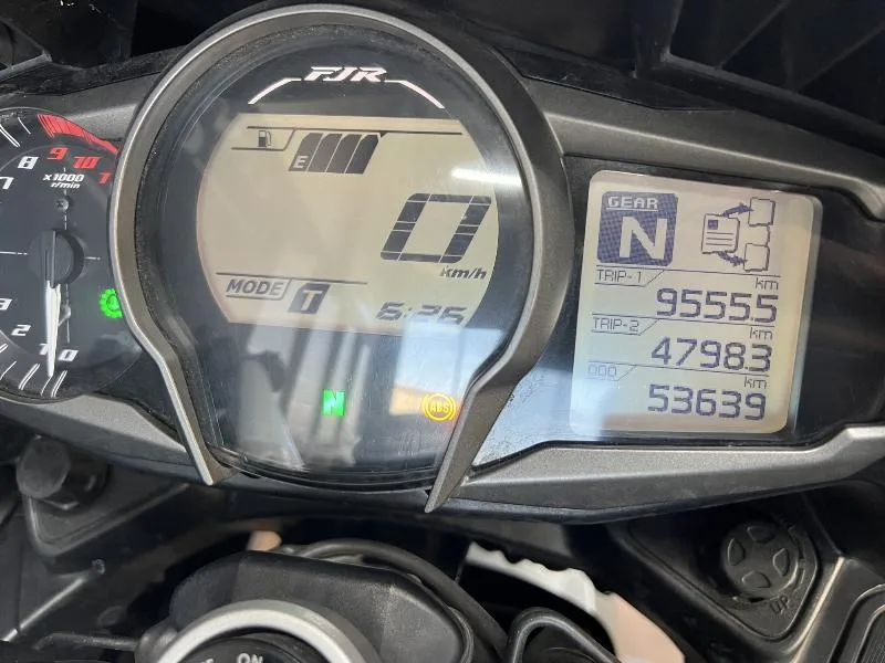 FJR 1300 AS