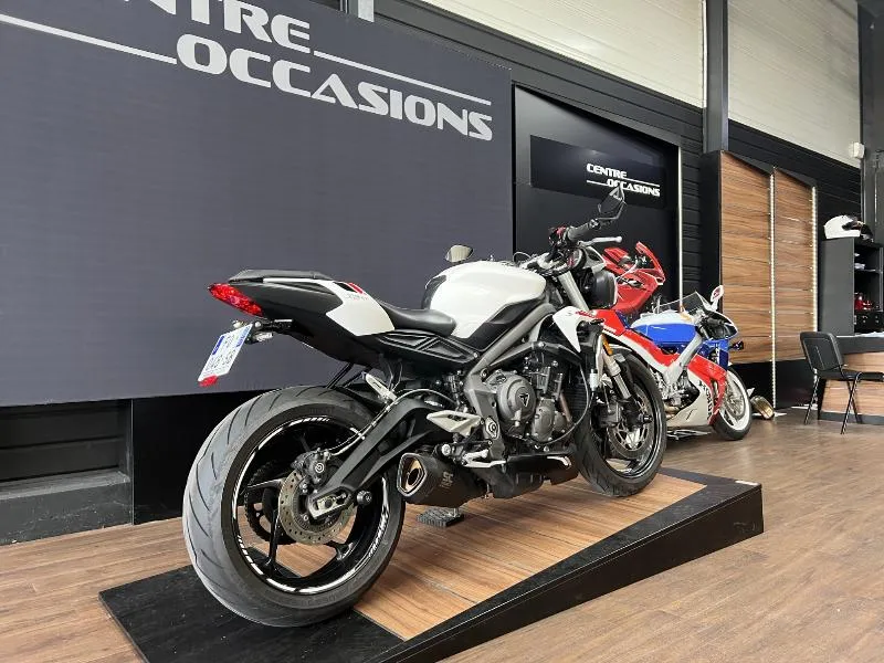 STREET TRIPLE 660 S A2