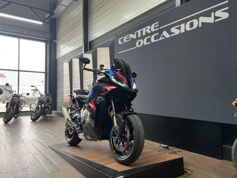 M 1000 XR
