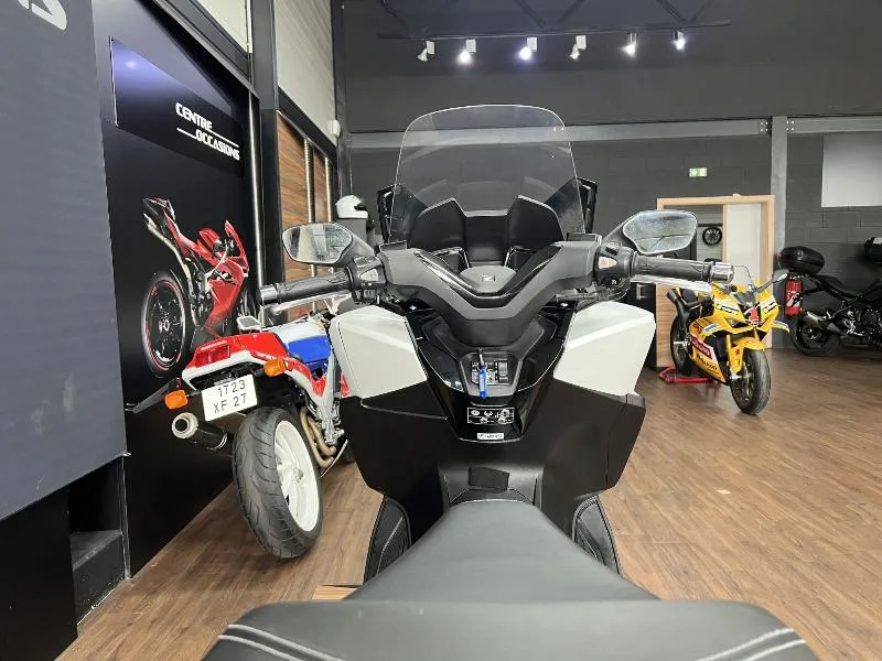 NSS FORZA 125