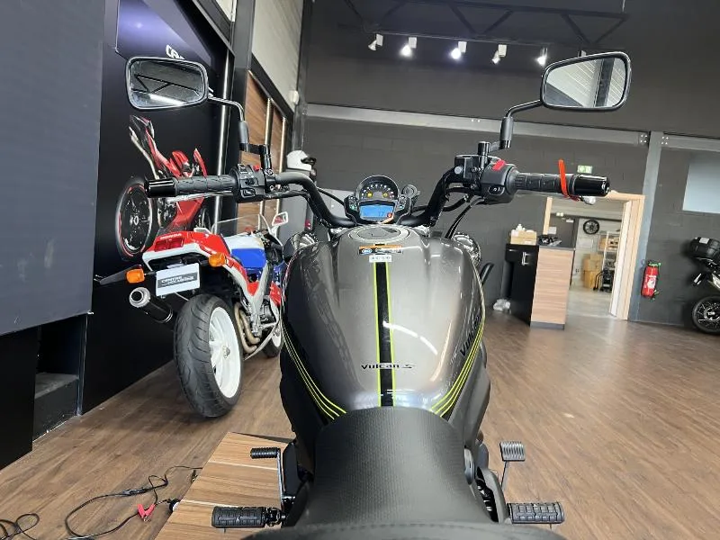 VULCAN 650 S