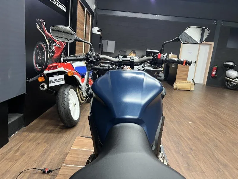 CB 650 R