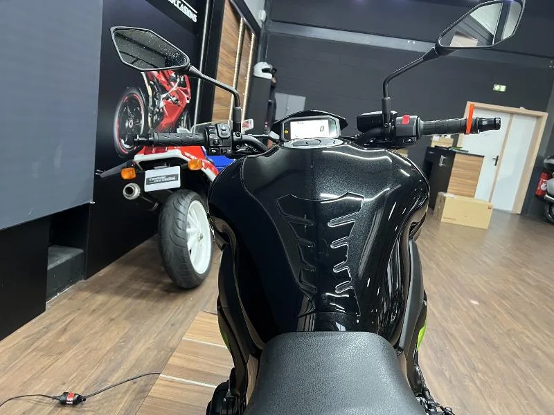 Z 900
