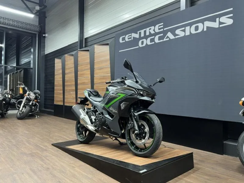 Ninja 500 SE