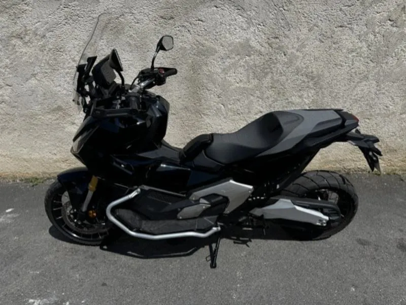 XADV 750 DCT