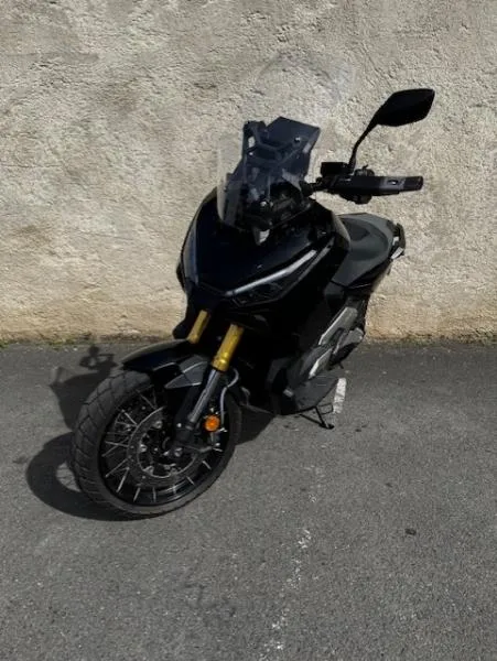 XADV 750 DCT