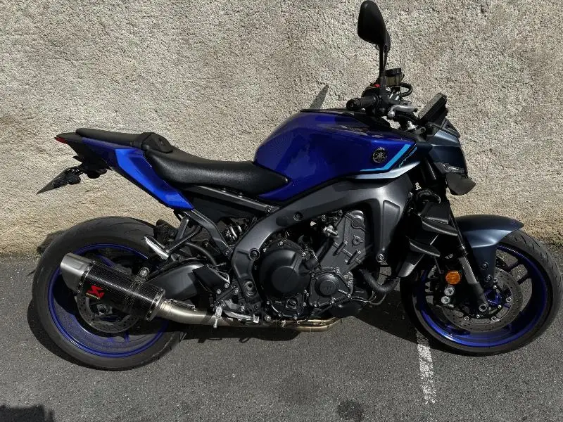 MT09