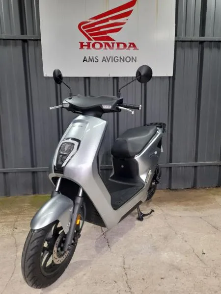 EM1 e