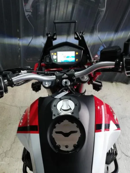 V85 TT