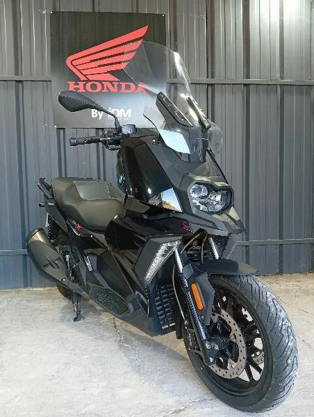C 400 X