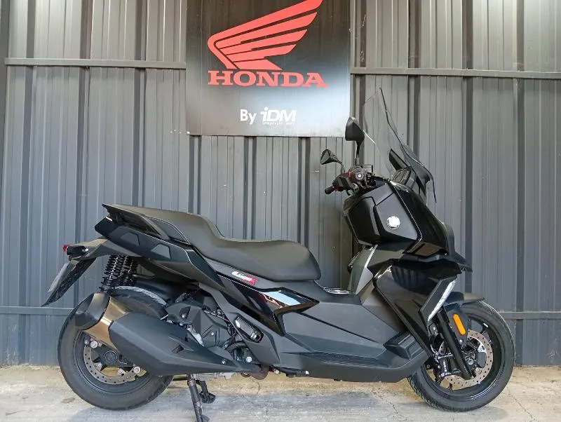 C 400 X