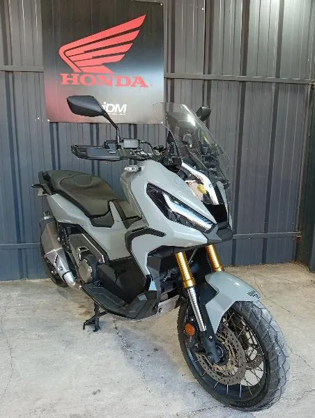 XADV 750 DCT