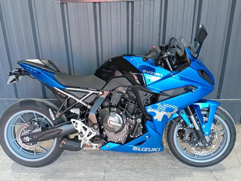 GSX8R