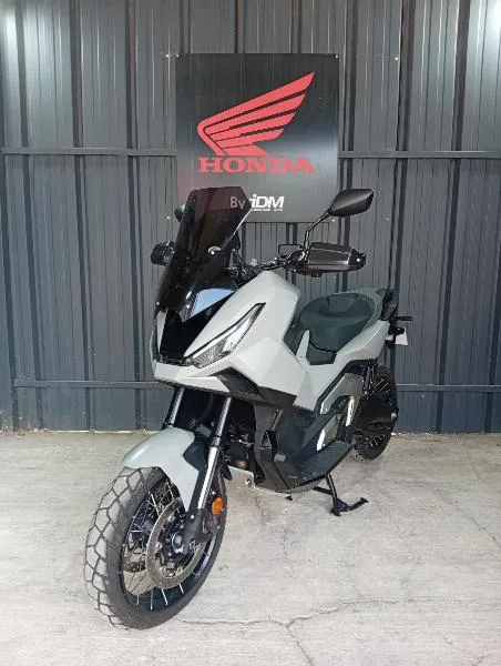 XADV 750 DCT