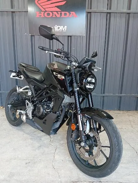 CB 125  R