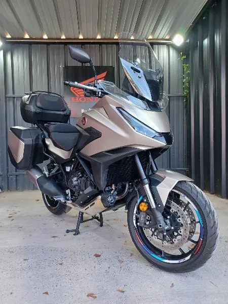 NT 1100 DCT