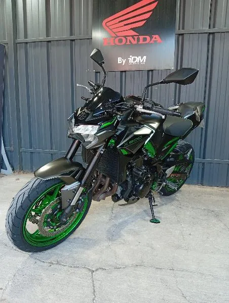 Z 900
