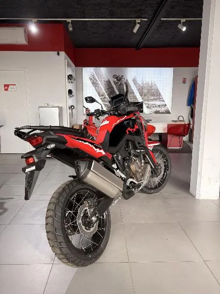 CRF 1100  L AFRICA TWIN