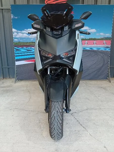 XMAX 125 TECH MAX