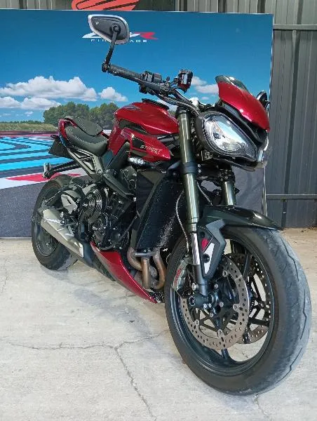 STREET TRIPLE 675 RS