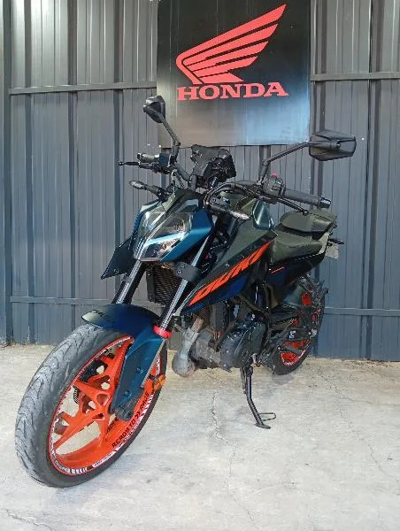125 DUKE ABS