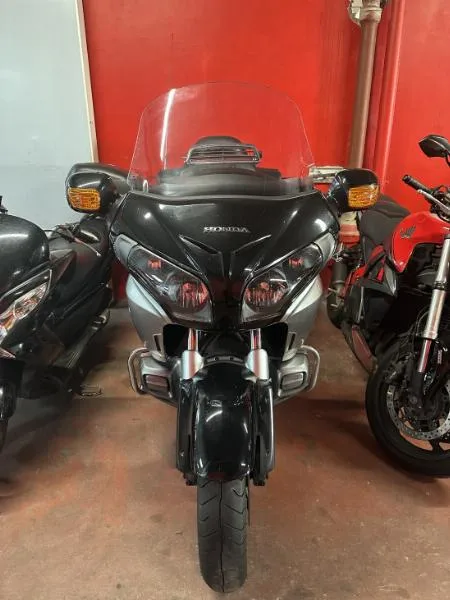GL1800 GOLDWING